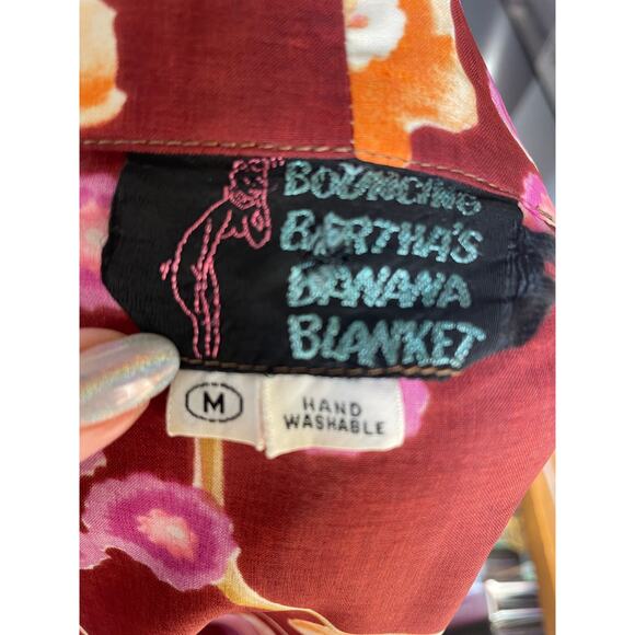 Vintage 70s Bouncing Bertha's Banana Blanket Red Flower Short Kimono Size Medium - Picture 6 of 6